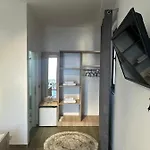 Bed & Breakfast Four Generation
