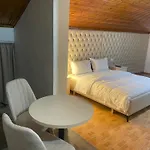 Four Generation Bed & Breakfast 4*