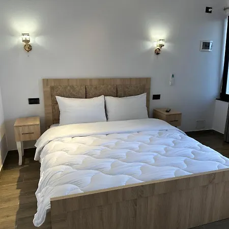 Bed & Breakfast Four Generation 4*