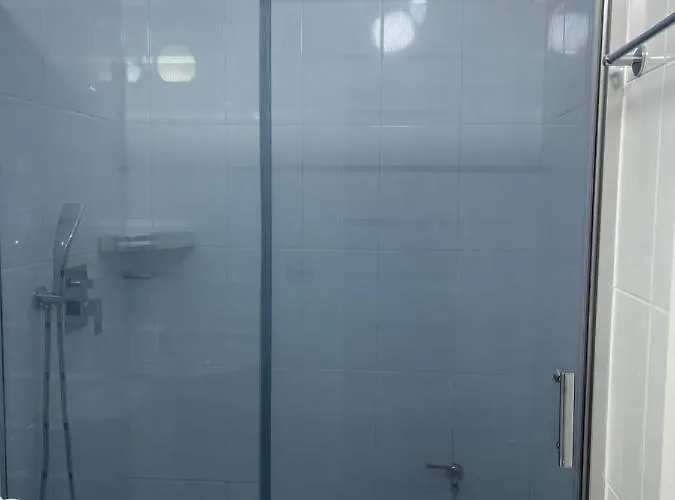 Four Generation Široka