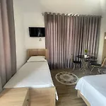 Bed & Breakfast Four Generation Široka