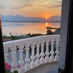Bed & Breakfast Four Generation 4*