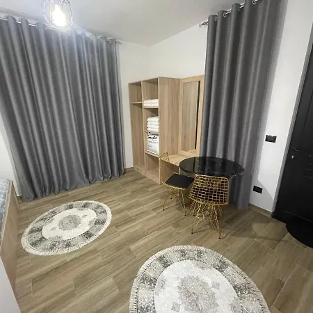 Bed & Breakfast Four Generation 4*