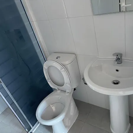 Bed & Breakfast Four Generation Široka