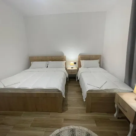 Four Generation 4* Široka