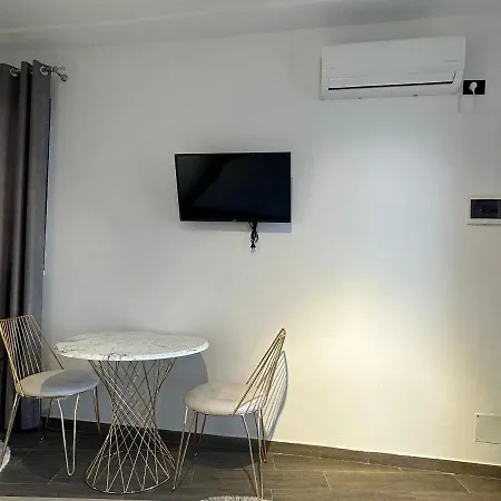 Bed & Breakfast Four Generation