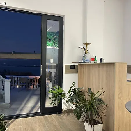 Bed and breakfast Four Generation