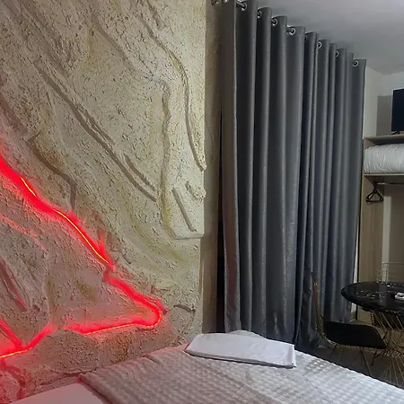 Bed & Breakfast Four Generation Široka