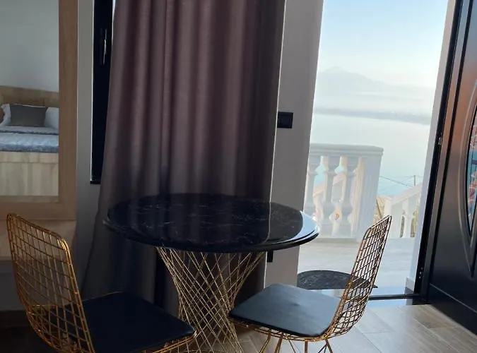 Four Generation Široka