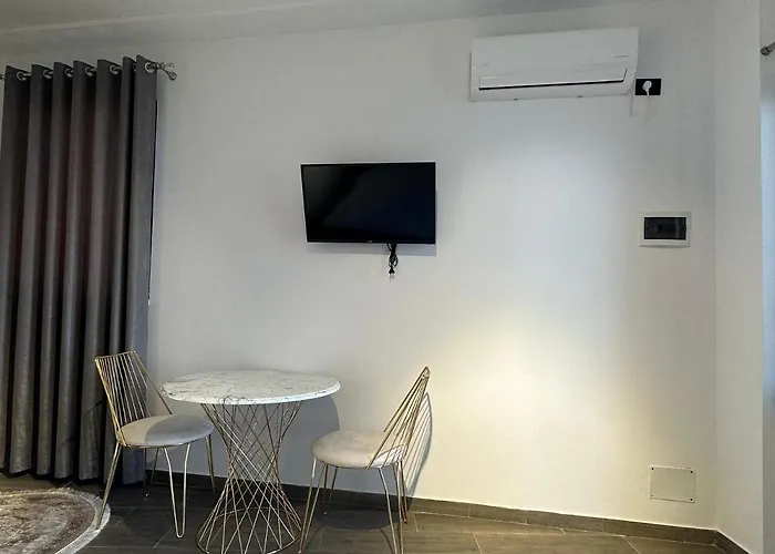 Bed & Breakfast Four Generation