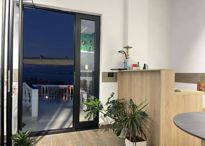 Bed & Breakfast Four Generation