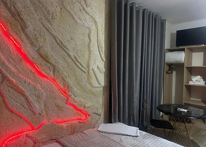 Bed & Breakfast Four Generation Široka