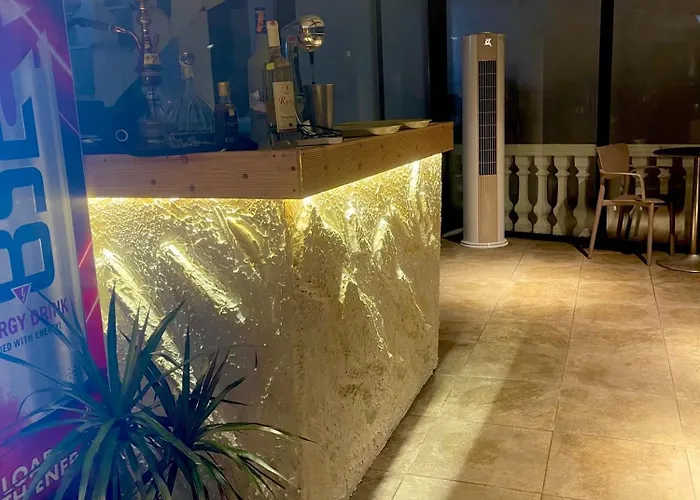 Four Generation Bed & Breakfast 4*